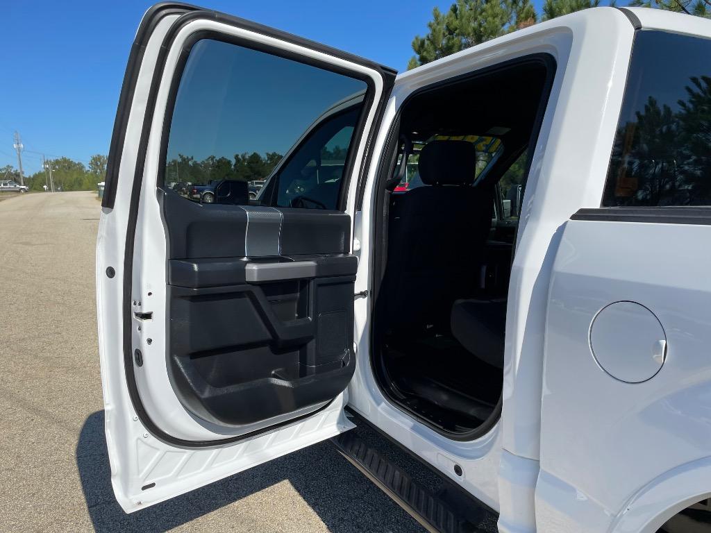 2018 Ford F-150 - $15,999