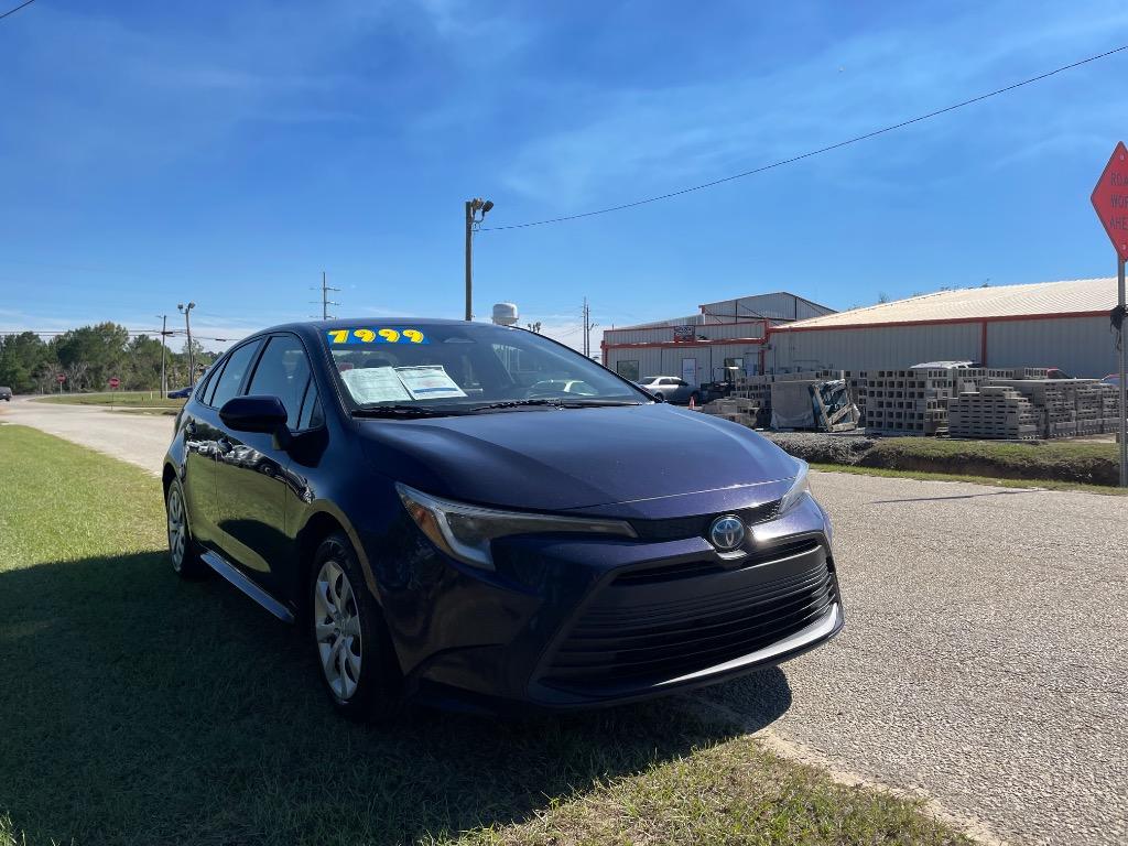 2023 Toyota Corolla - $7,999