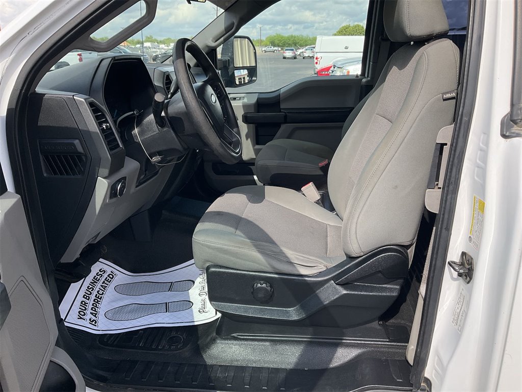 2019 Ford F-350 - $19,999