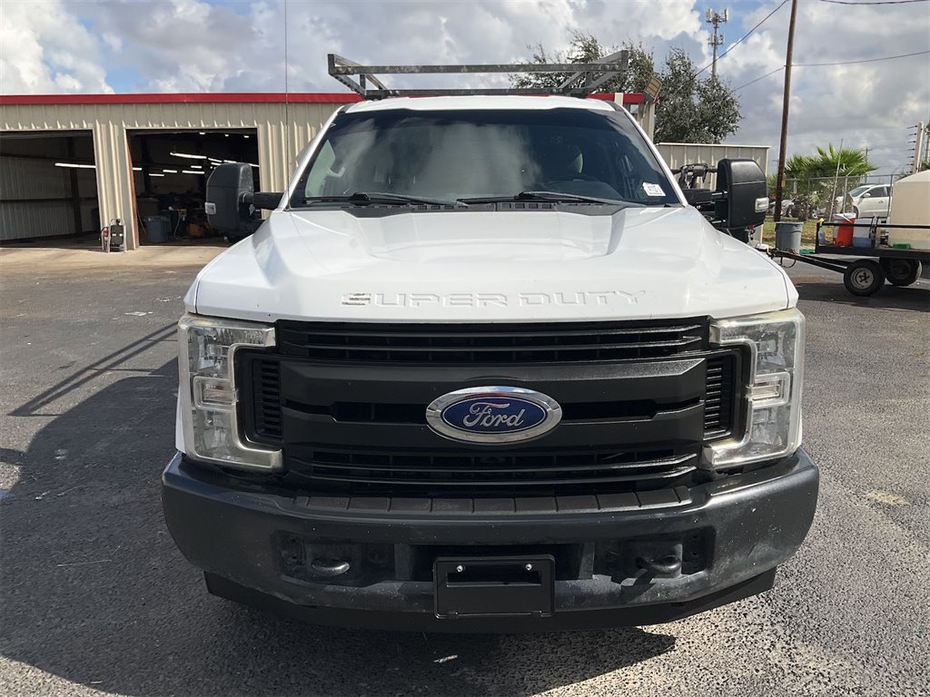 2019 Ford F-350 - $19,999