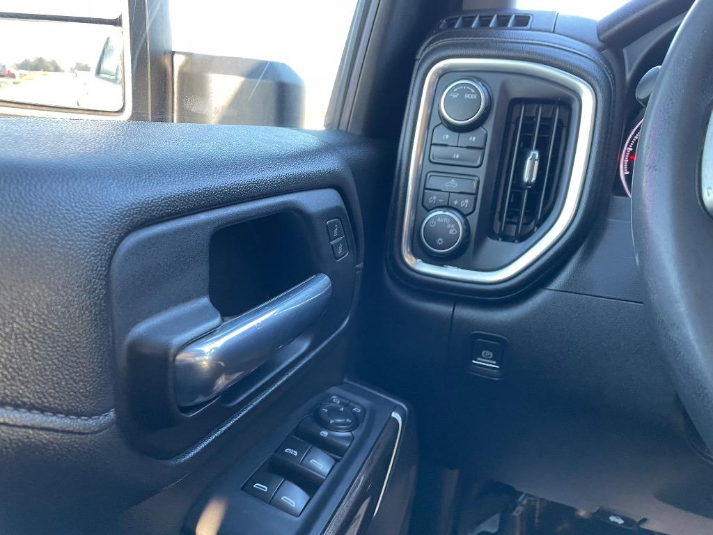 2021 Chevrolet Silverado - $28,999