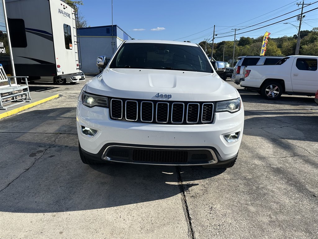 2017 Jeep Cherokee - $12,995