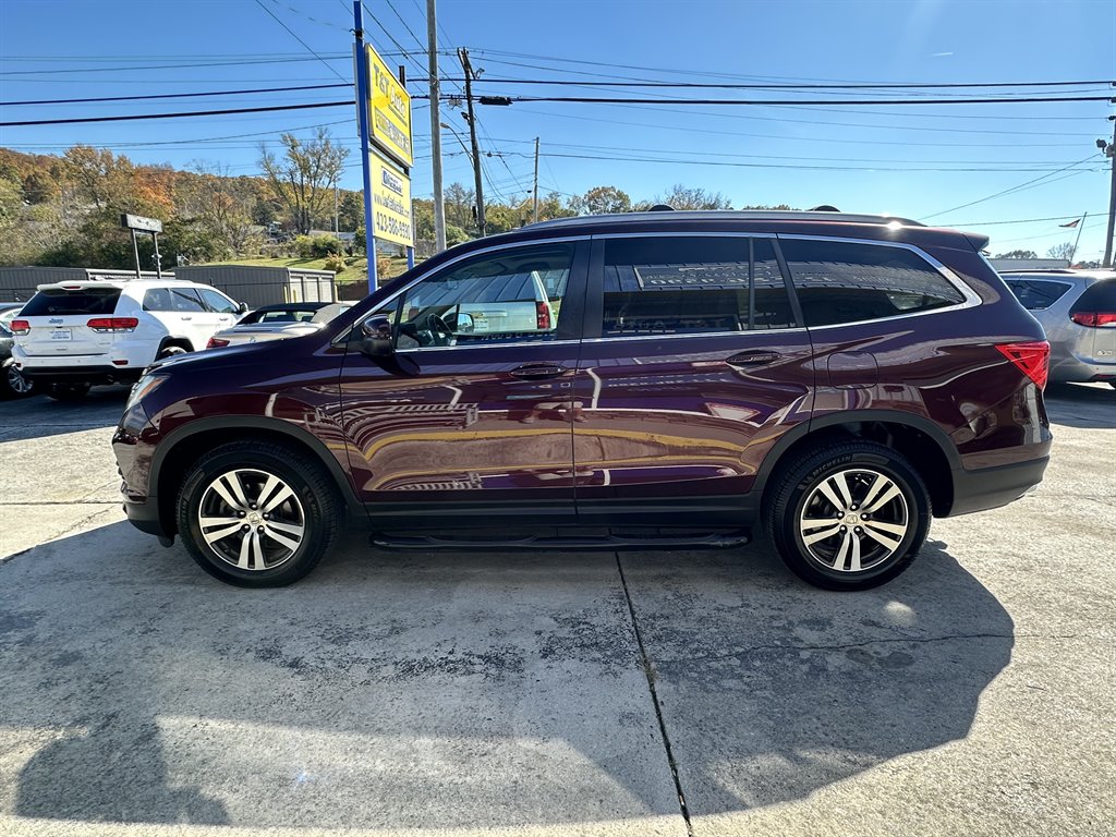 2016 Honda Pilot - $13,995