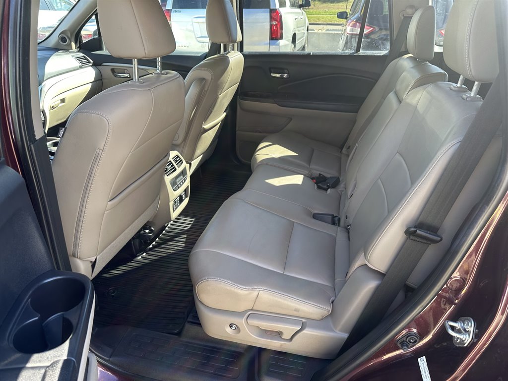 2016 Honda Pilot - $13,995