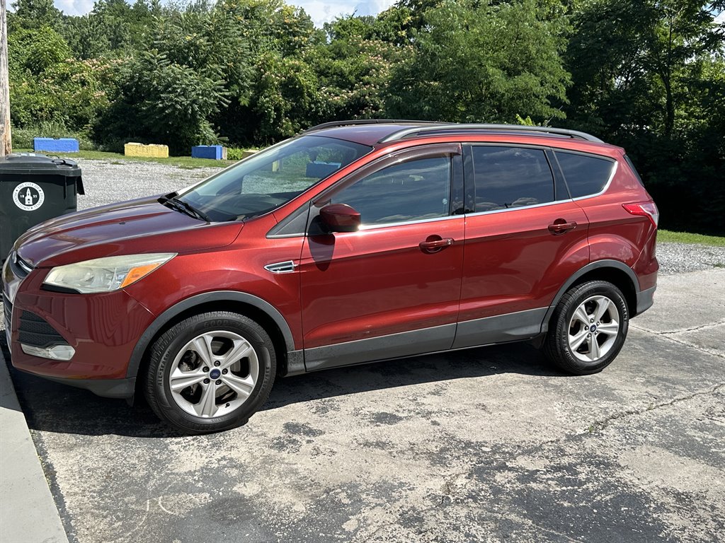 2014 Ford Escape - $5,995