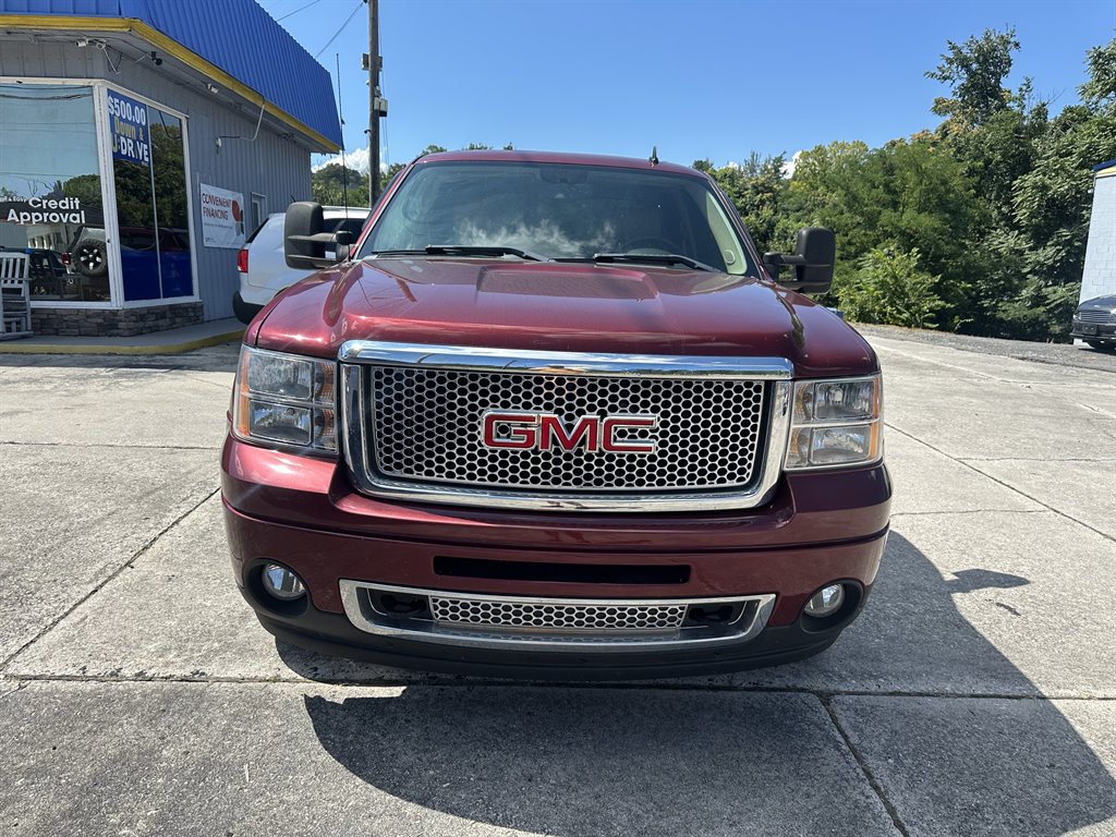 2013 GMC Sierra 1500 - $19,995