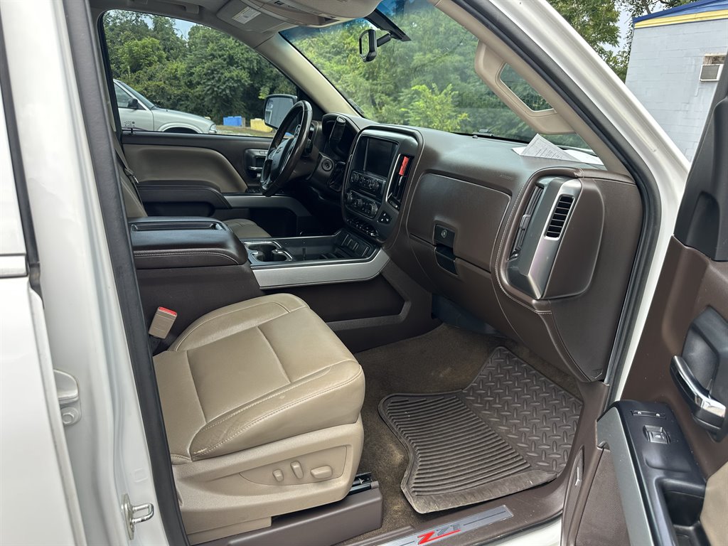 2015 Chevrolet Silverado 1500 - $18,995