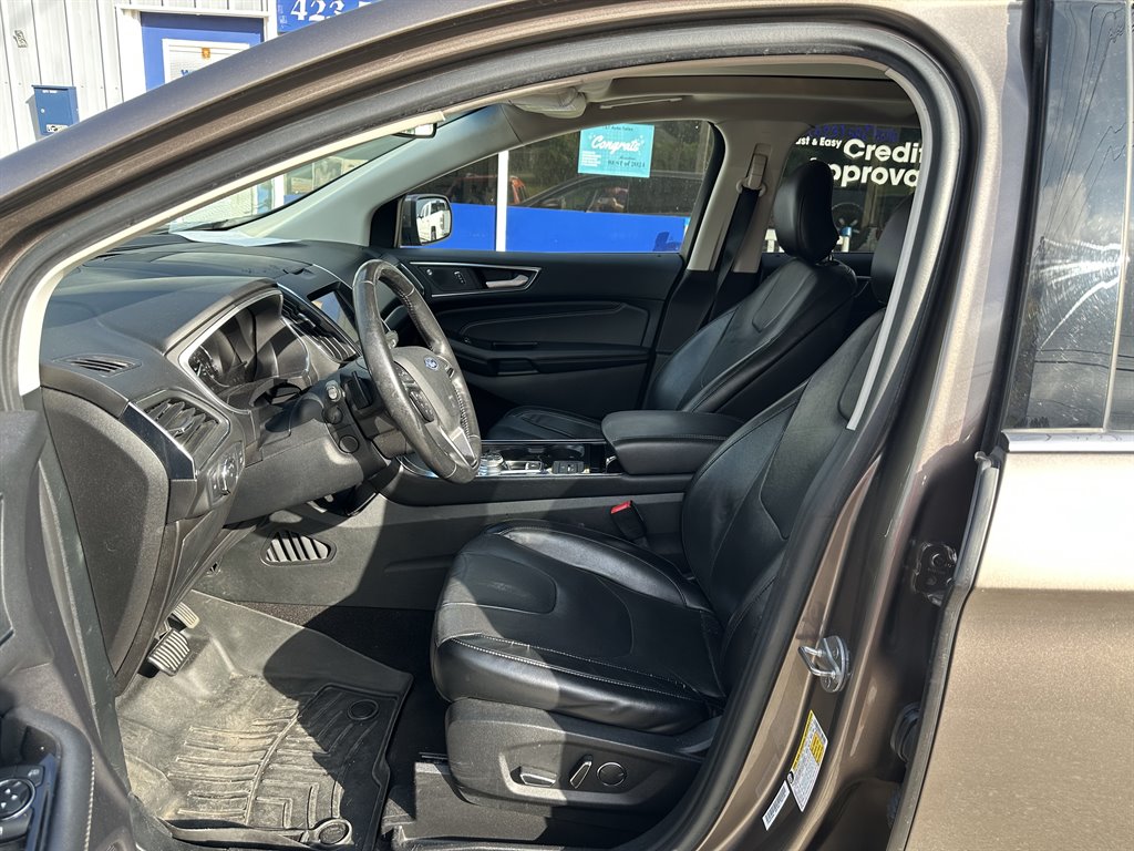 2019 Ford Edge