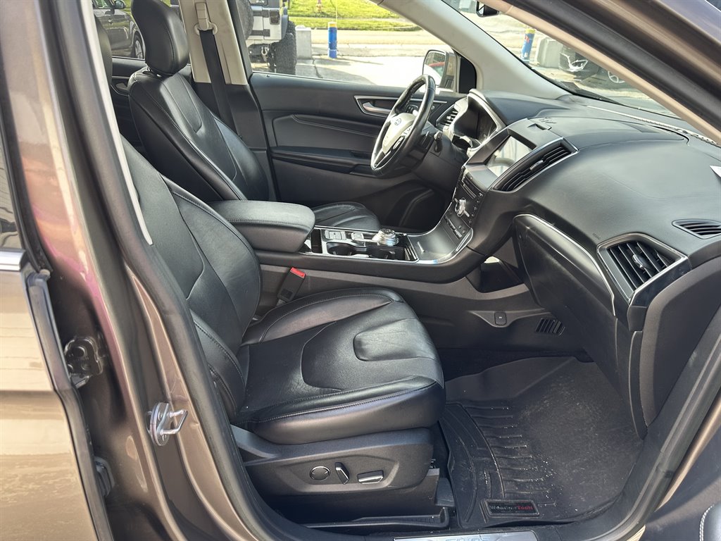 2019 Ford Edge