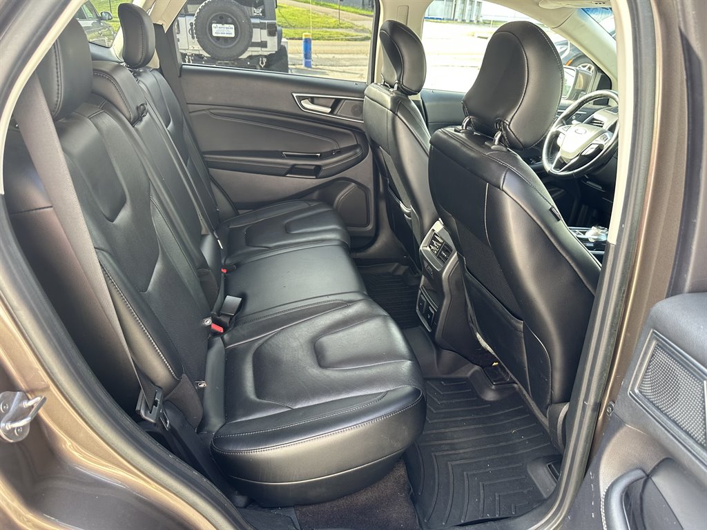2019 Ford Edge