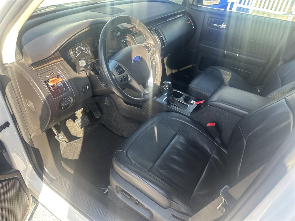 2017 Ford Flex - $11,995