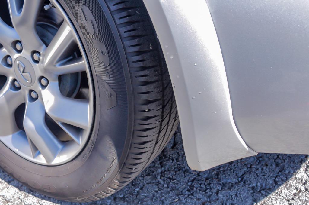 2011 Infiniti QX56 photo