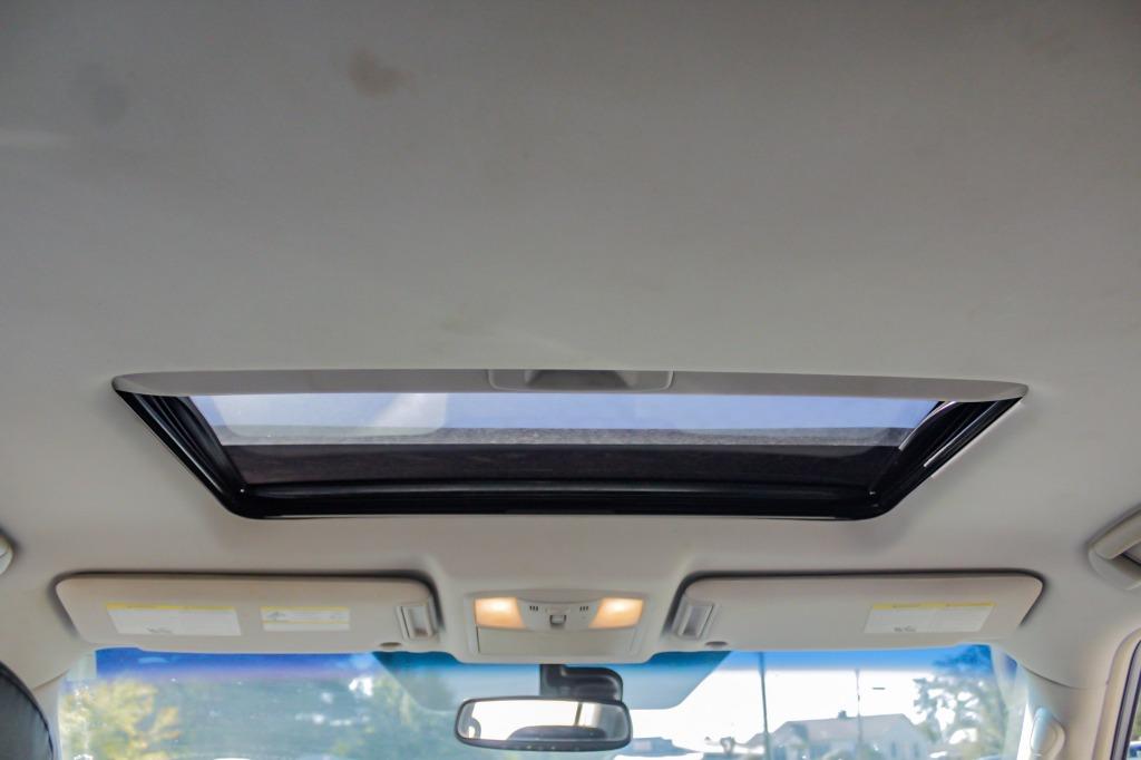 2011 Infiniti QX56 photo
