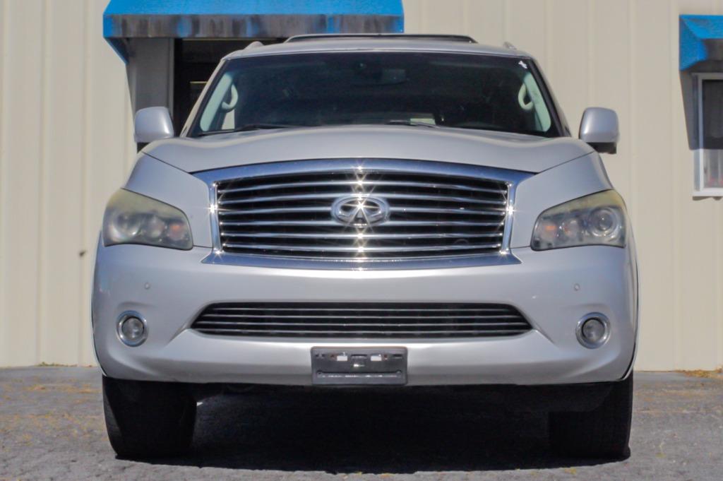 2011 Infiniti QX56 photo