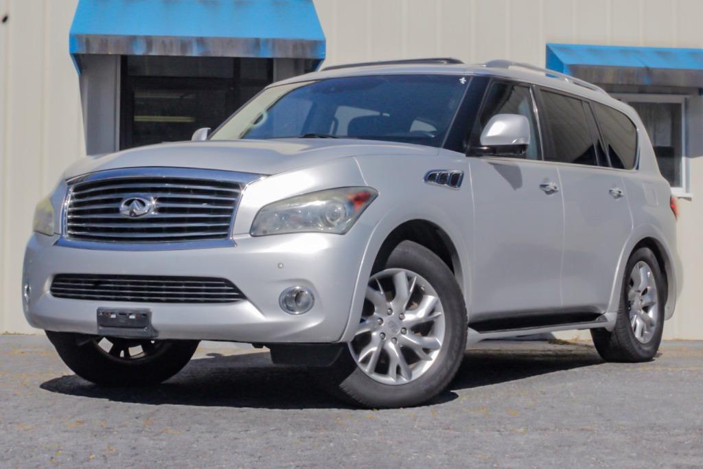 2011 Infiniti QX56 photo
