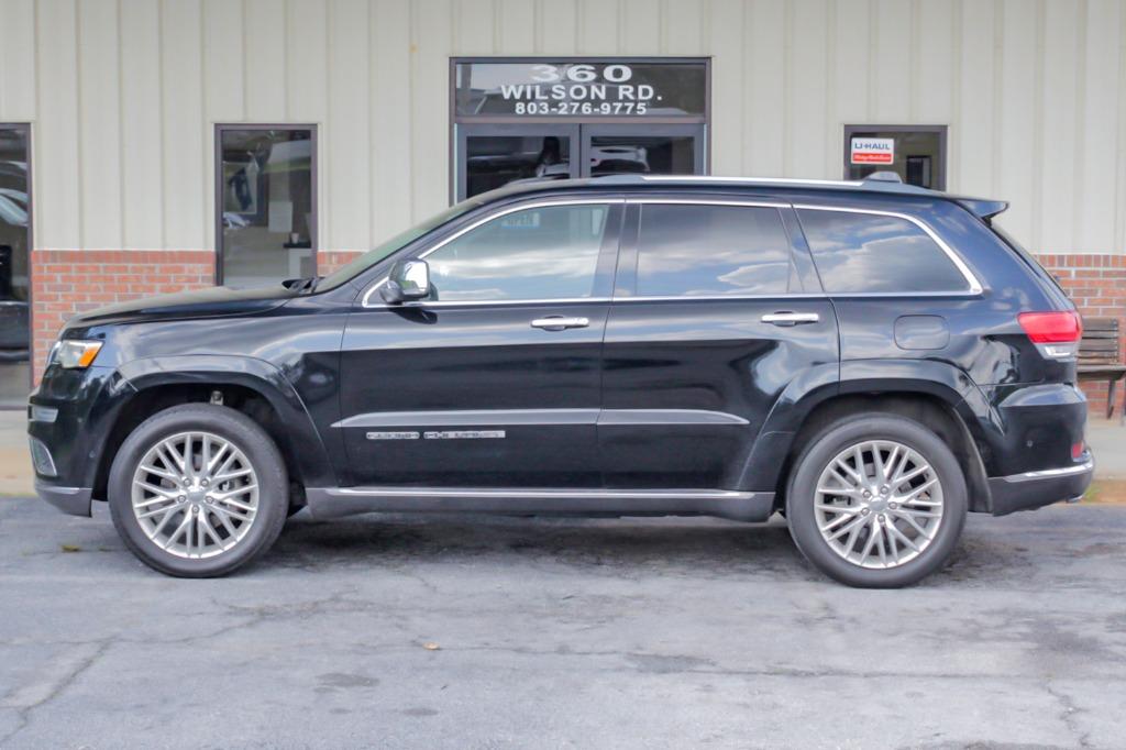 2017 Jeep Grand Cherokee Summit photo