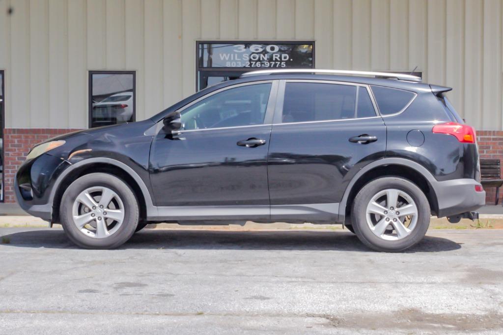 2013 Toyota RAV4 XLE photo