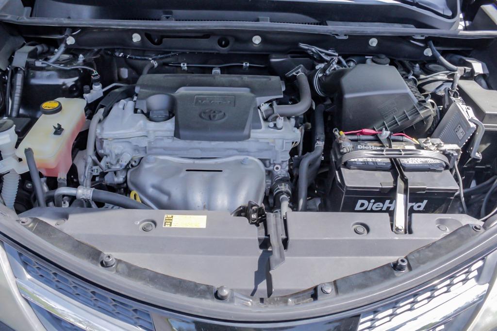 2013 Toyota RAV4 XLE photo