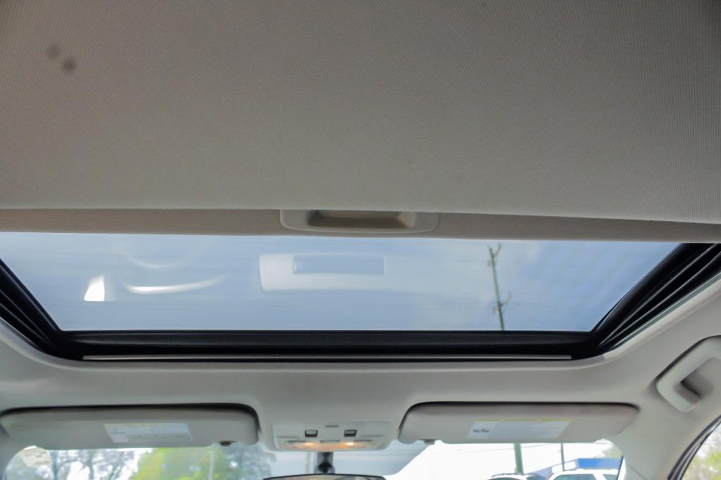 2013 Toyota RAV4 XLE photo