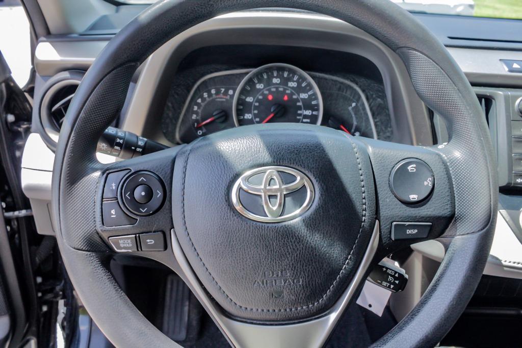 2013 Toyota RAV4 XLE photo