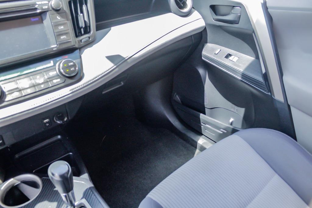 2013 Toyota RAV4 XLE photo
