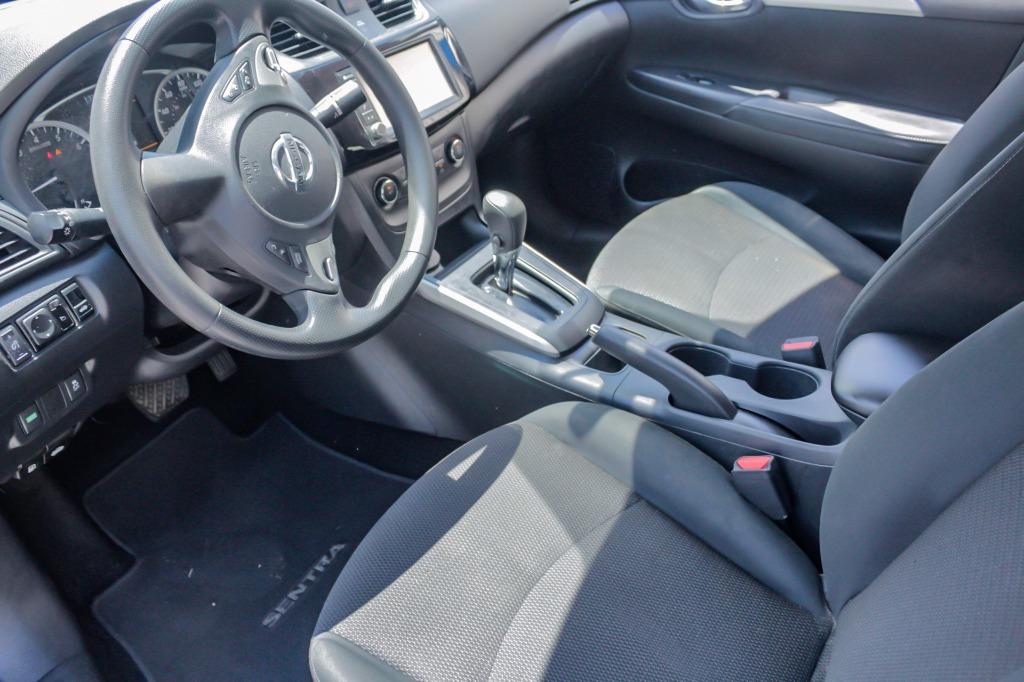 2019 Nissan Sentra S photo