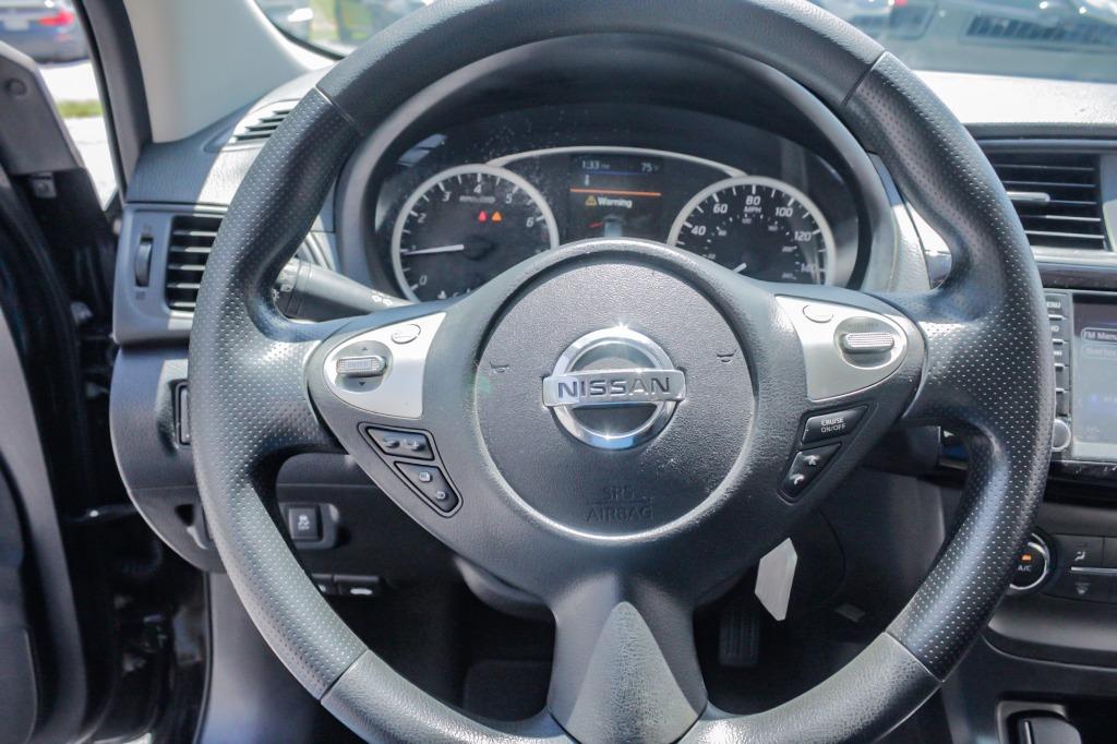 2019 Nissan Sentra S photo