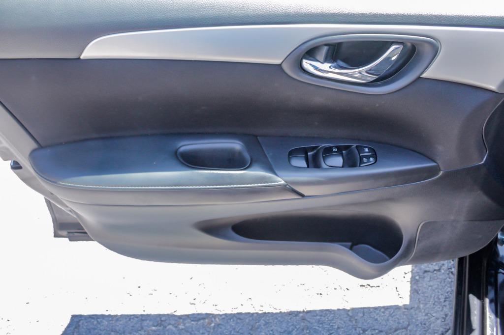 2019 Nissan Sentra S photo