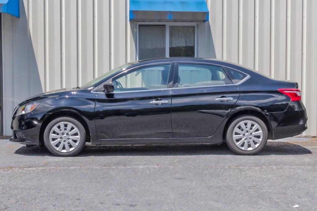 2019 Nissan Sentra S photo