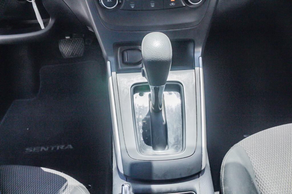 2019 Nissan Sentra S photo