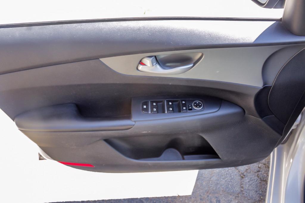 2019 Kia Forte FE photo