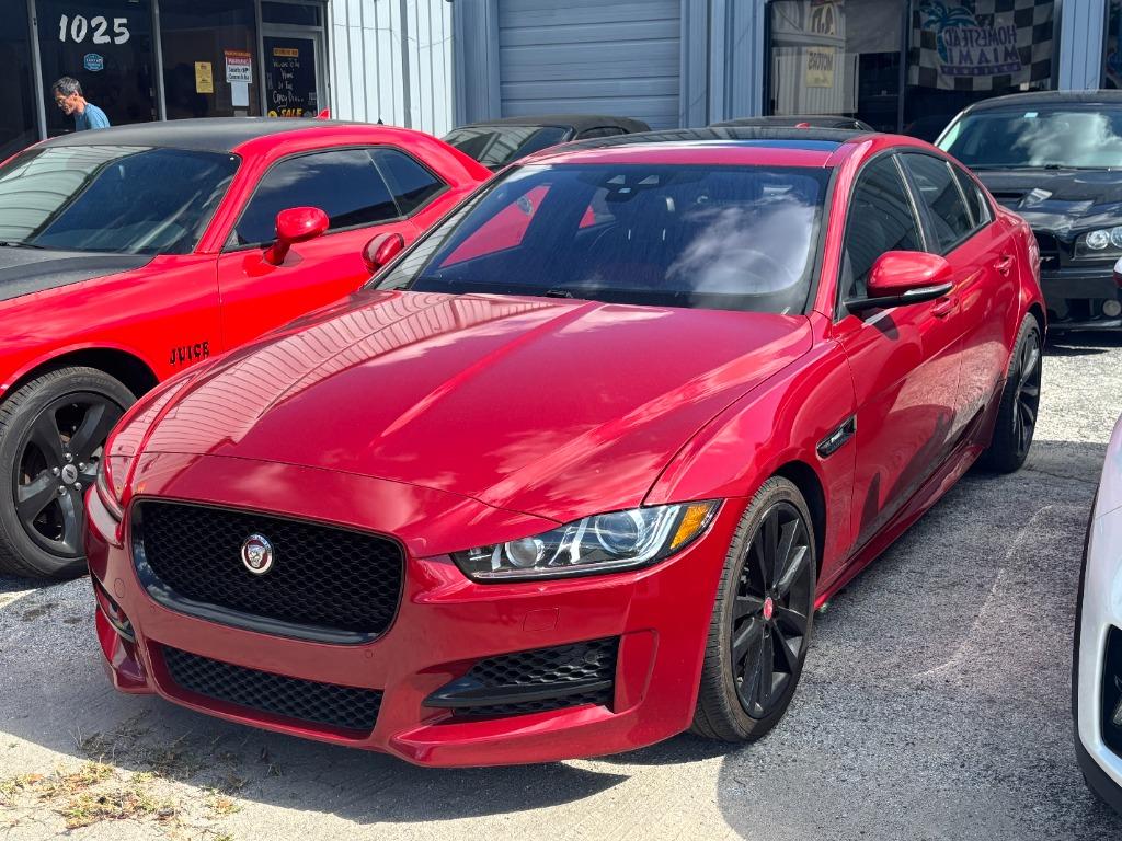 2017 Jaguar XF