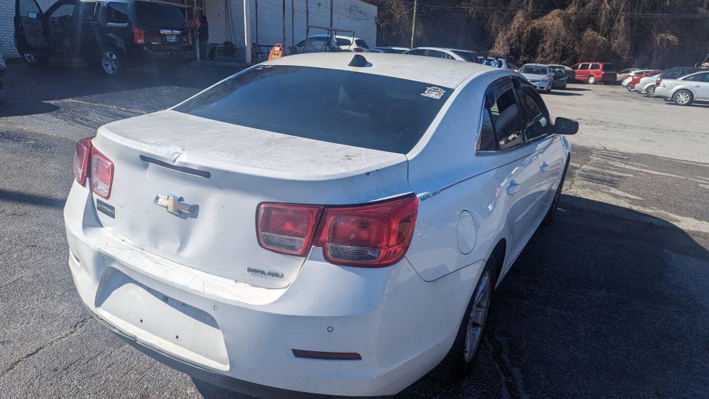 2013 Chevrolet Malibu LS photo