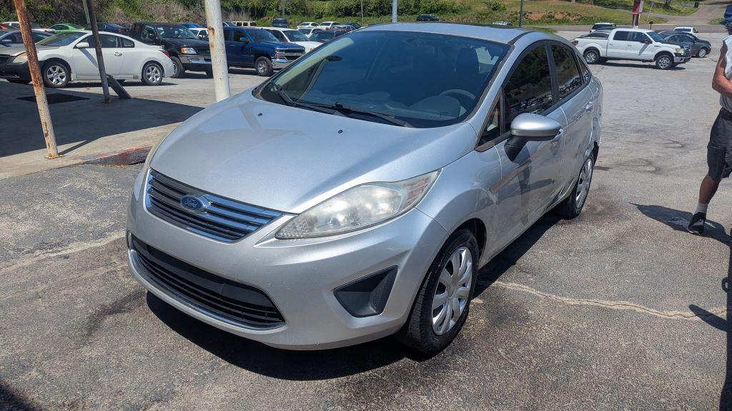 2012 Ford Fiesta SE photo