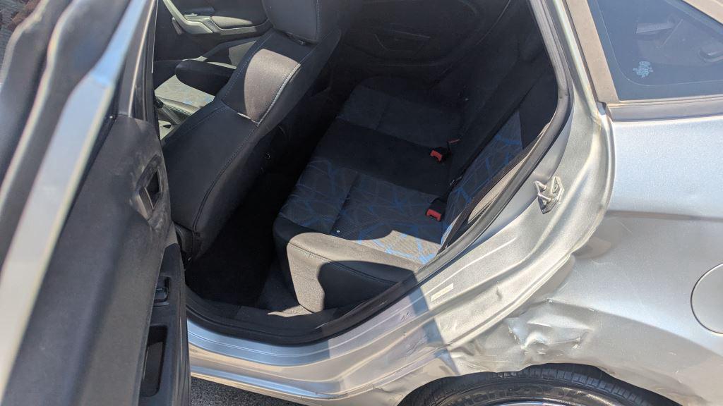 2012 Ford Fiesta SE photo