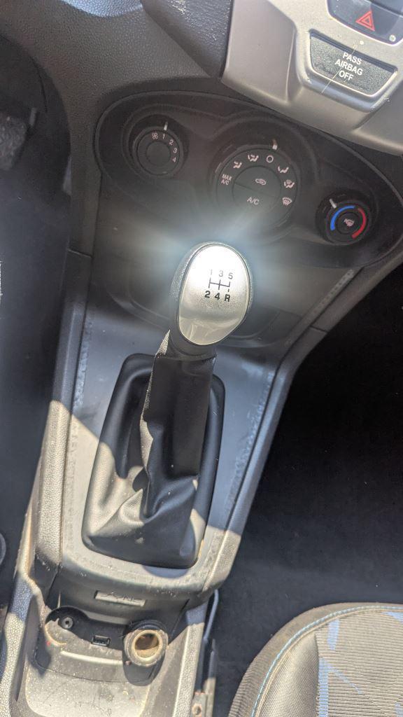2012 Ford Fiesta SE photo