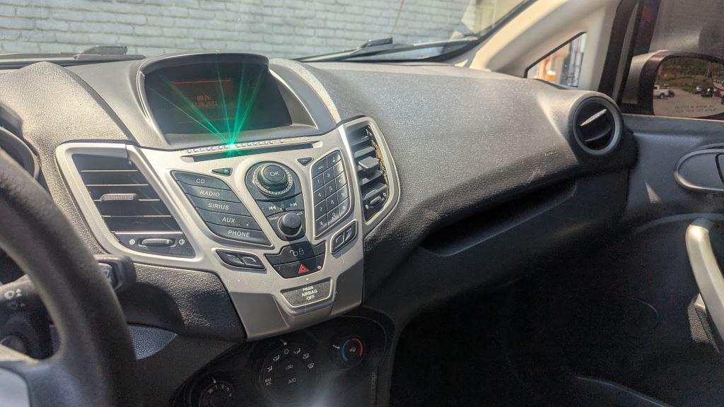 2012 Ford Fiesta SE photo
