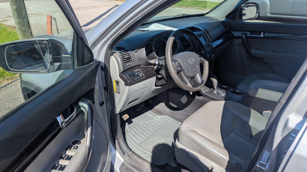 2013 Kia Sorento LX photo