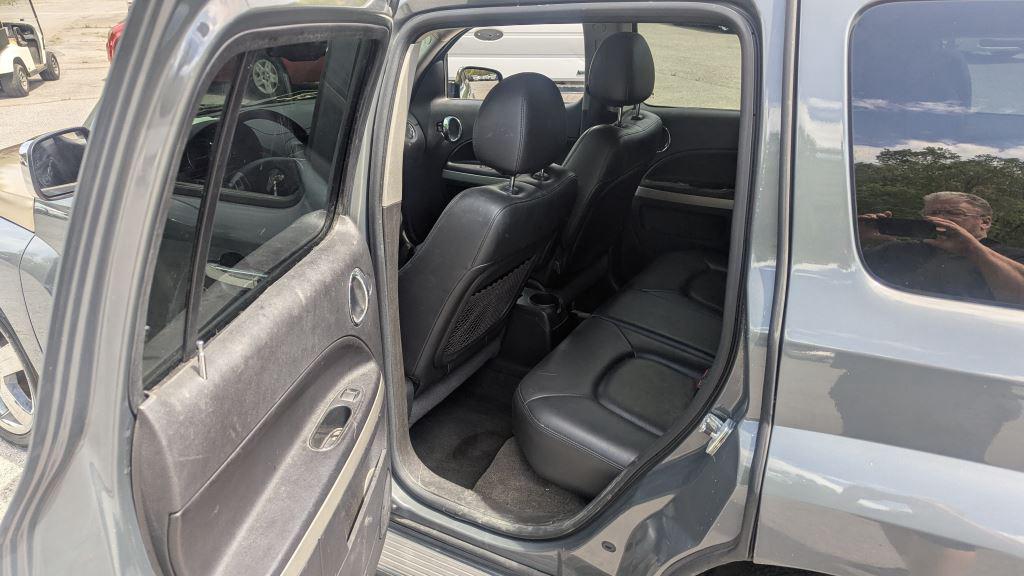 2009 Chevrolet HHR LT photo