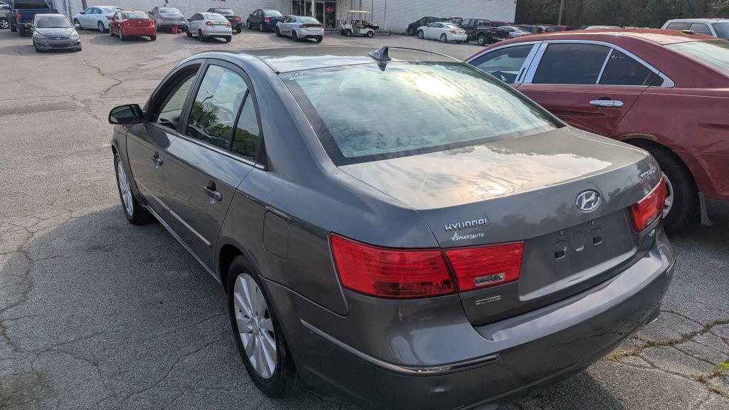 2010 Hyundai Sonata SE V6 photo