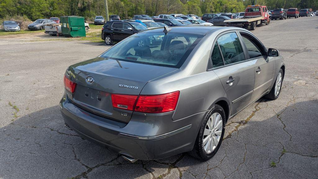 2010 Hyundai Sonata SE V6 photo