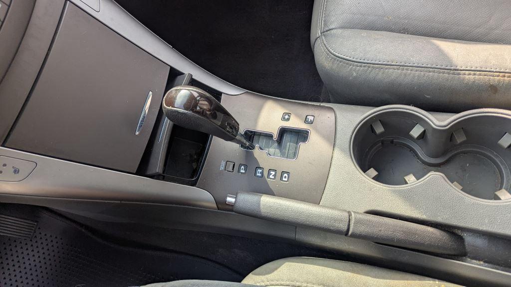 2010 Hyundai Sonata SE V6 photo