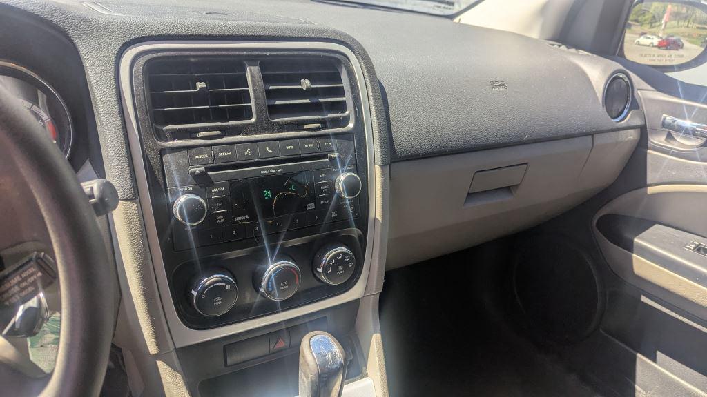 2010 Dodge Caliber SXT photo