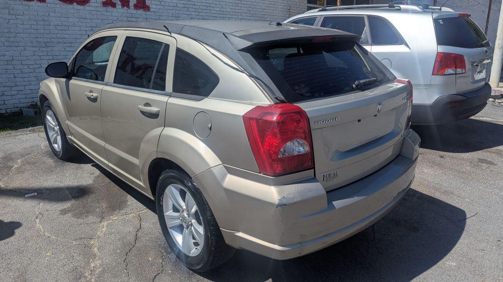 2010 Dodge Caliber SXT photo