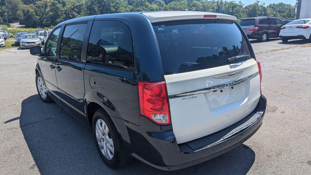 2013 Dodge Grand Caravan SE photo