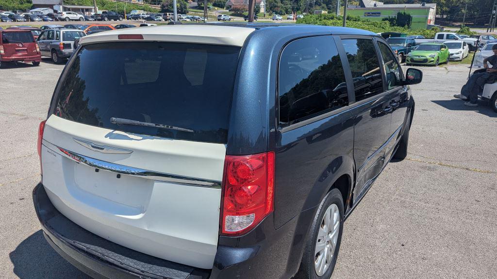 2013 Dodge Grand Caravan SE photo