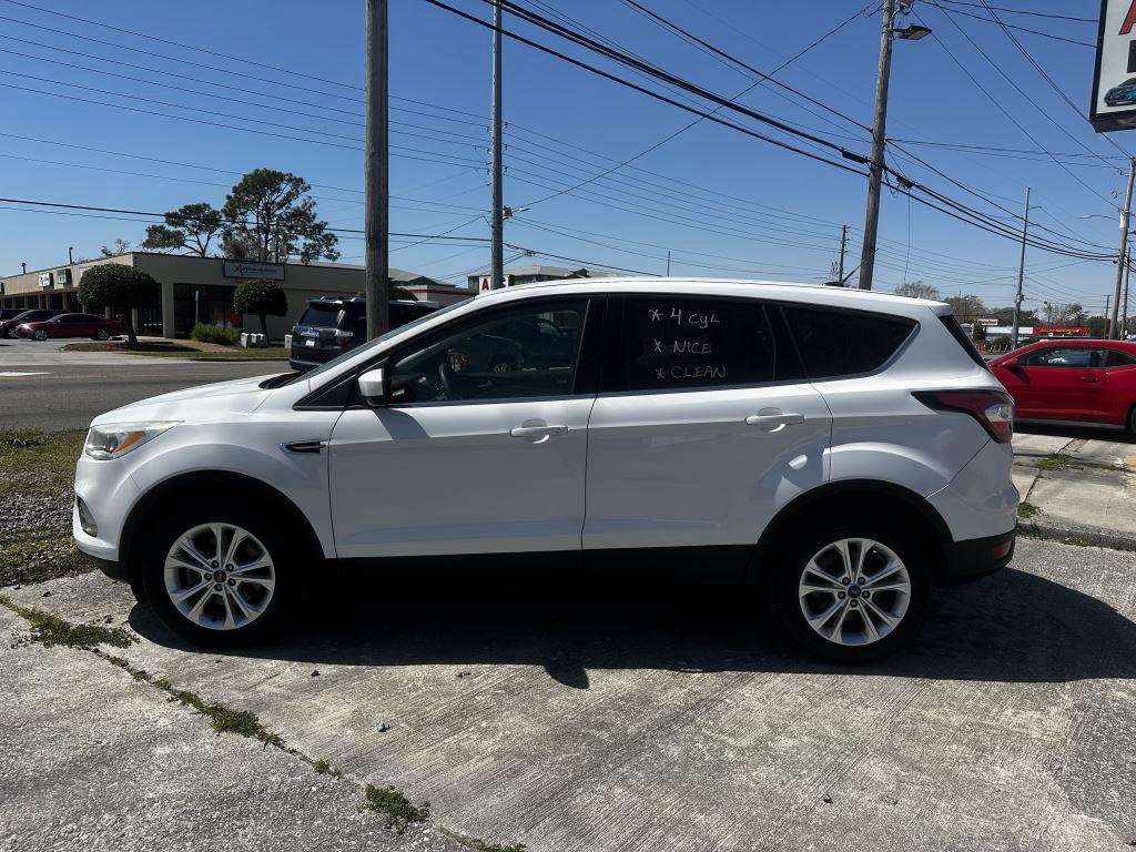 2017 Ford Escape SE 4d Suv 4wd  photo