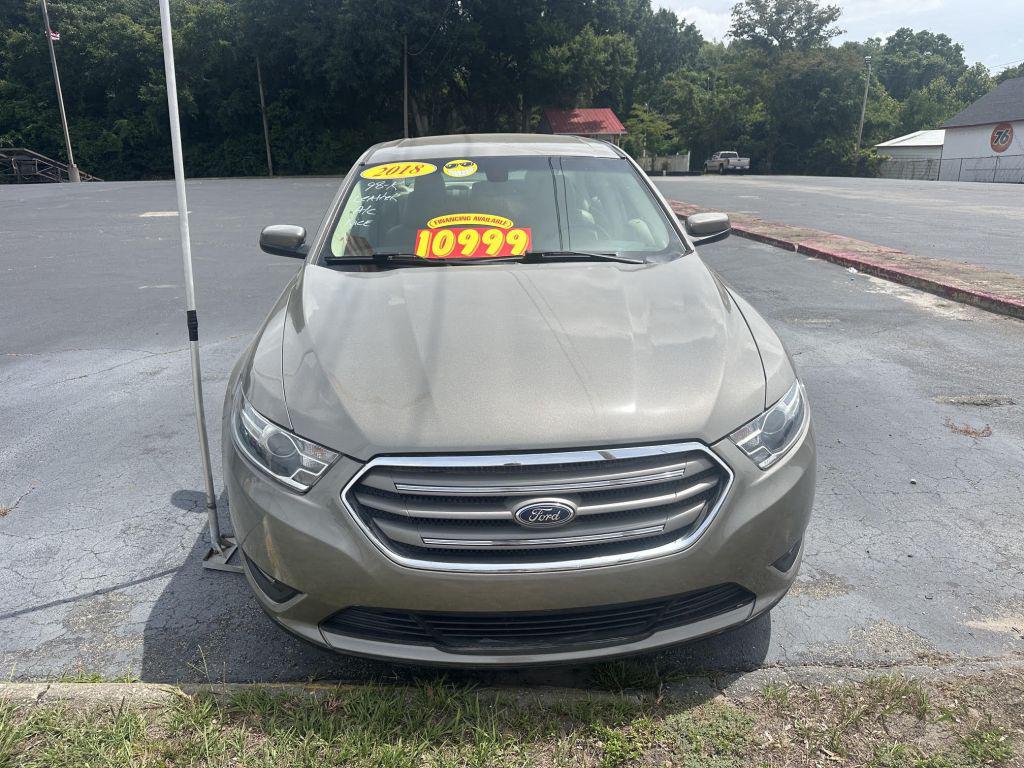 2018 Ford Taurus - $10,999