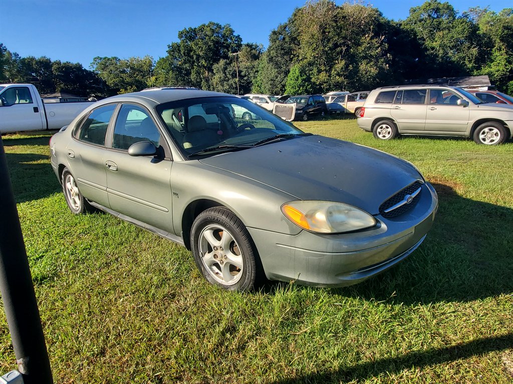 2002 Ford Taurus