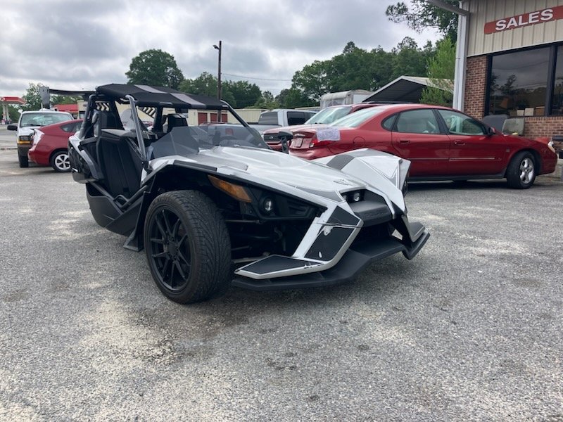 2016 Slingshot Slingshot - $15,400